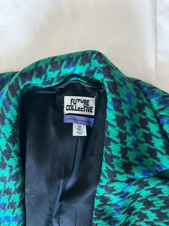 Kahlana Barfield Brown- Green & Blue Houndstooth Sleeveless Blazer Vest - Picture 3 of 6